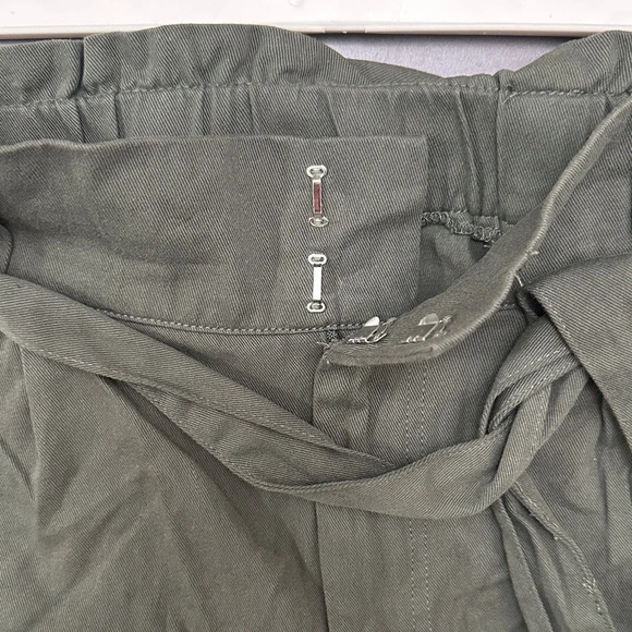 KENDALL & KYLIE Olive Green Paperbag Shorts Belted $47 SIZE SMALL Casual Frayed - Picture 5 of 6